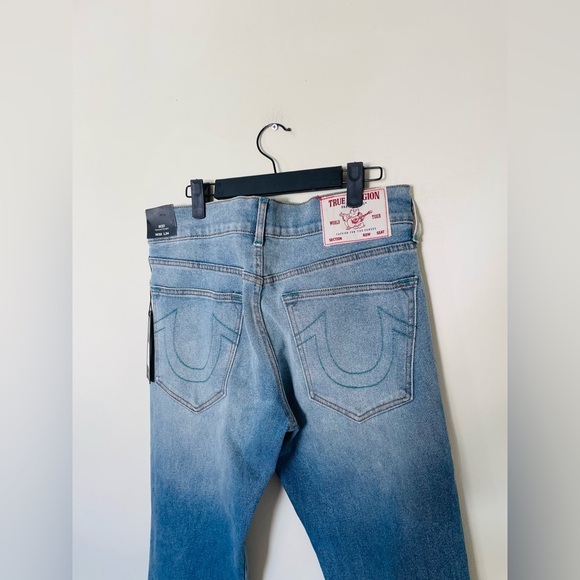 NWT $159 True Religion Ricky Jeans Men 32x34 Blue Wash Relaxed Fit Straight Leg - Picture 5 of 8